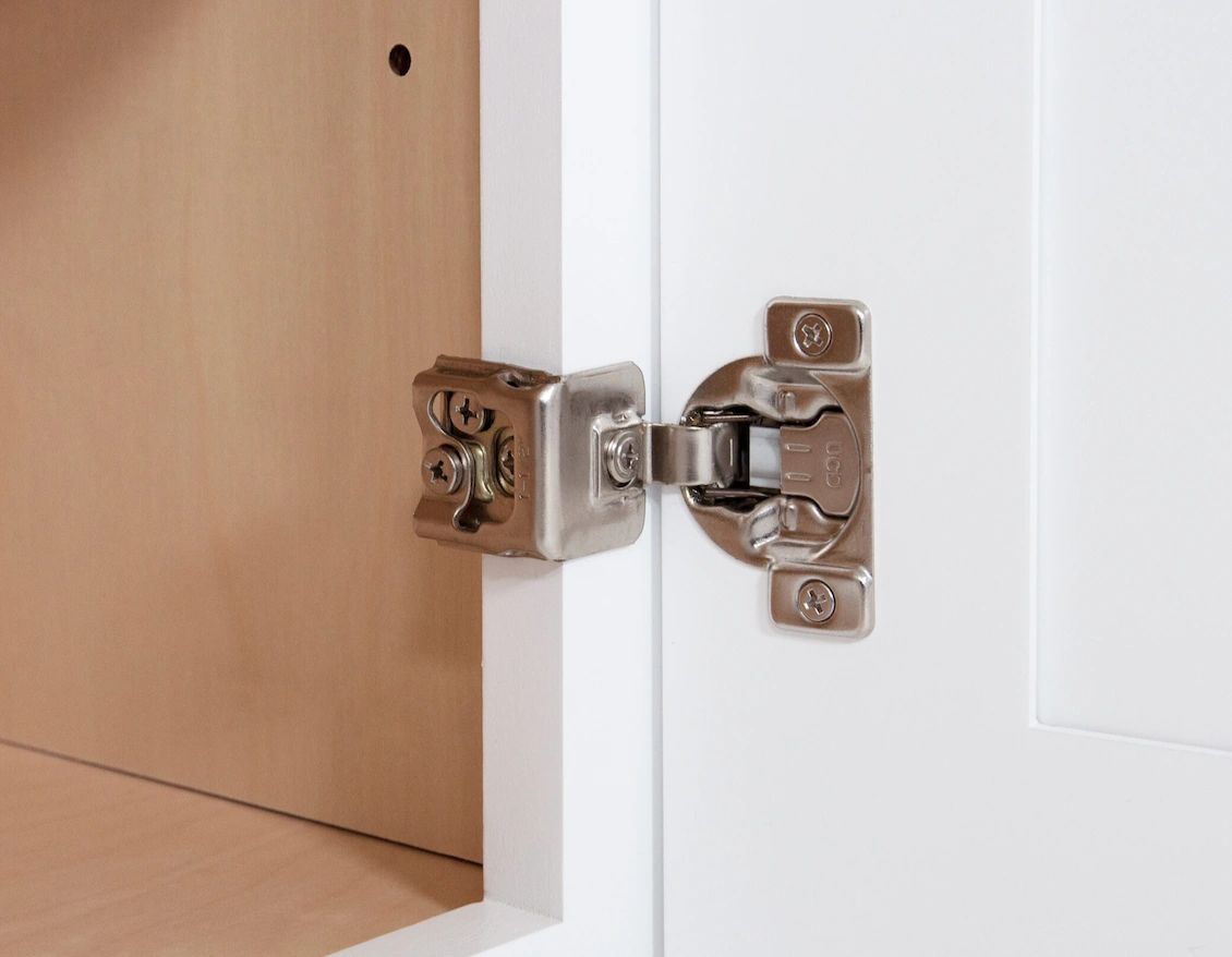 Softclose hinges vs standard hinges